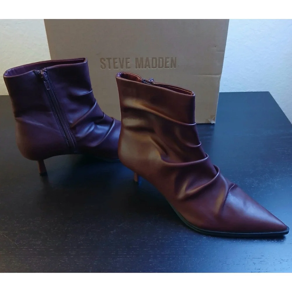 Steve Madden Maxxine Wine Burgundy Ruched Pointed Toe Kitten Heel Booties 8.5